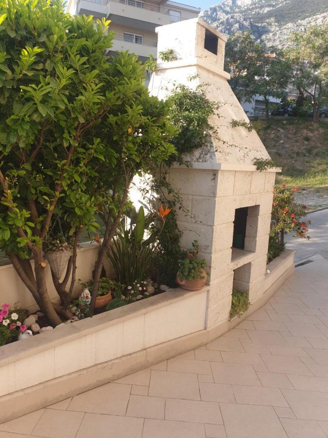 Villa Vujcic Makarska Exterior photo