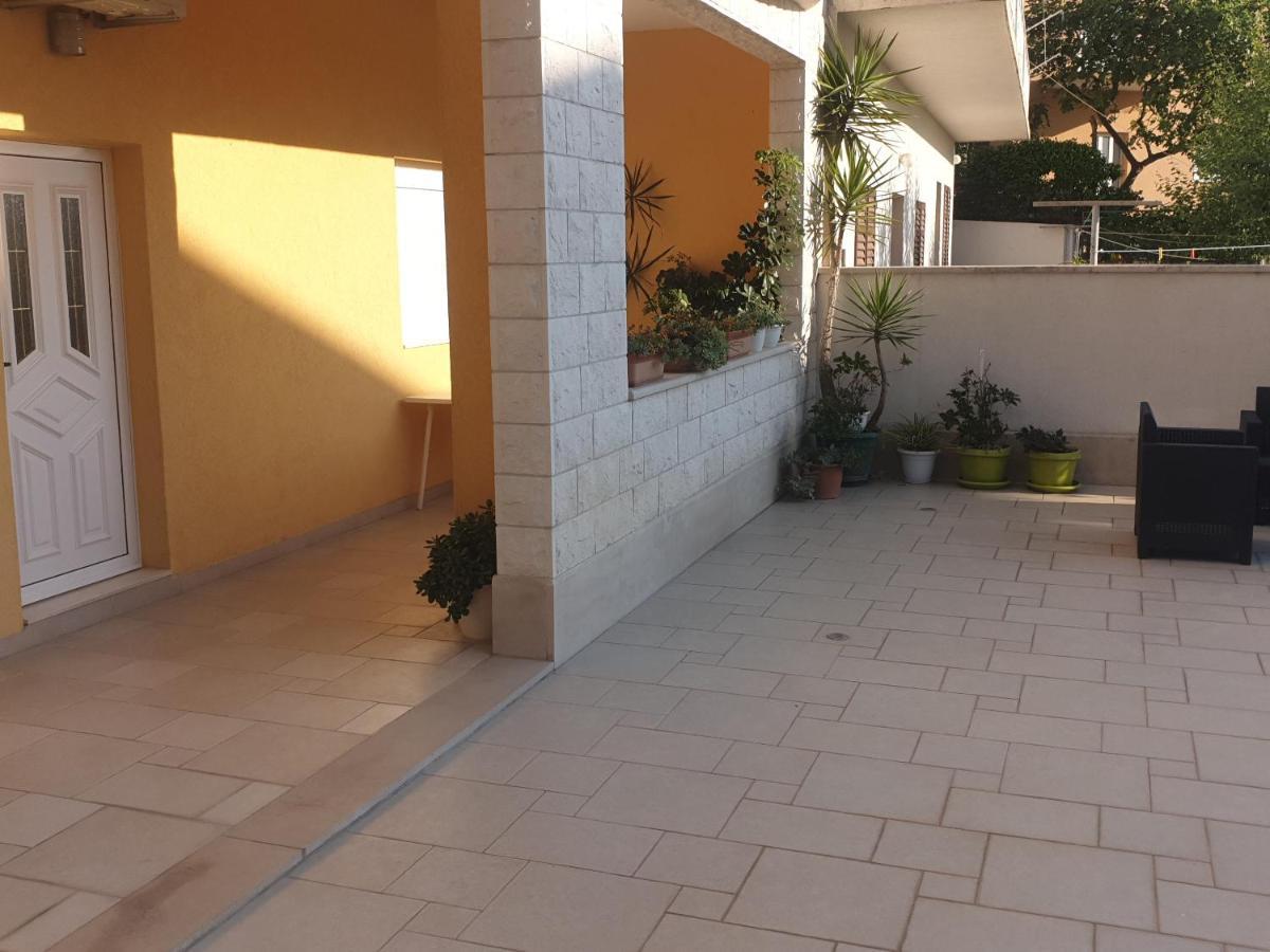 Villa Vujcic Makarska Exterior photo