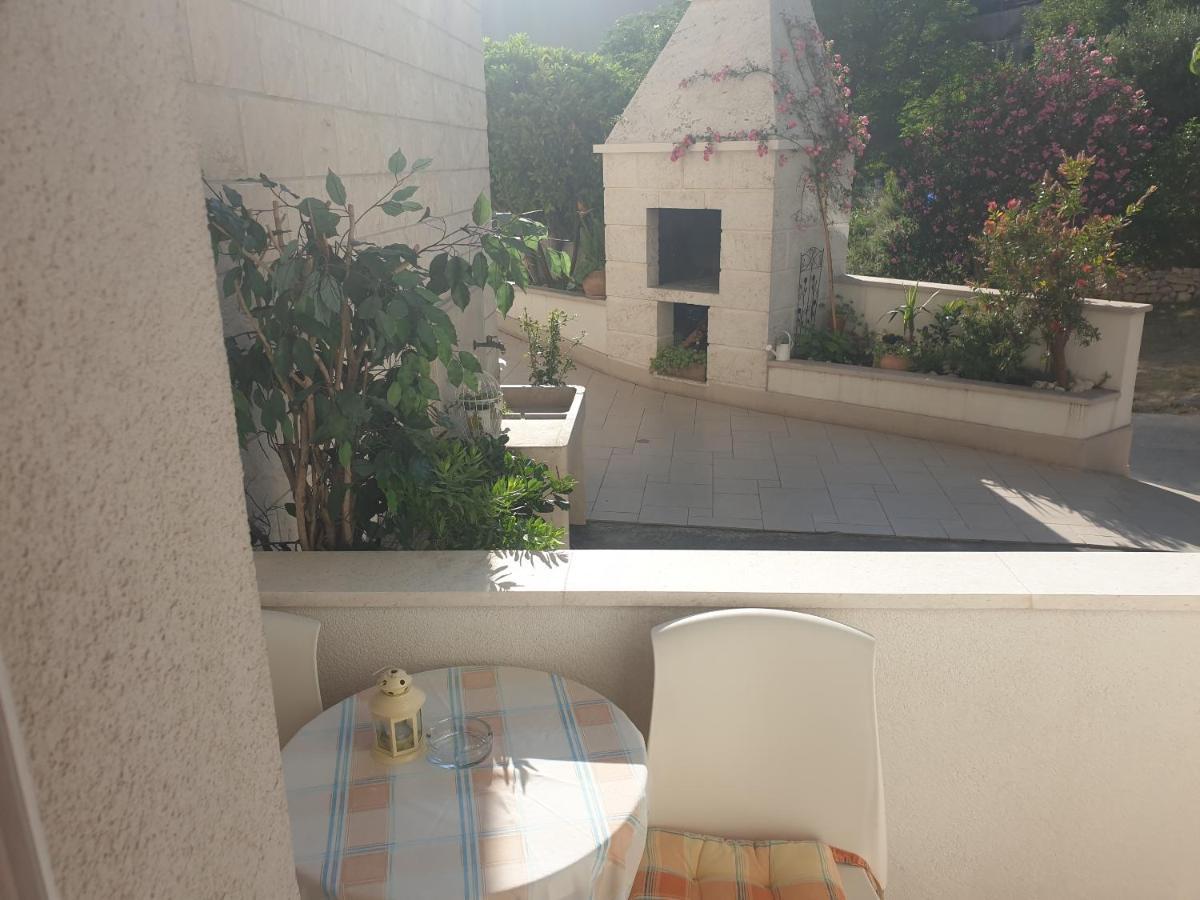 Villa Vujcic Makarska Exterior photo